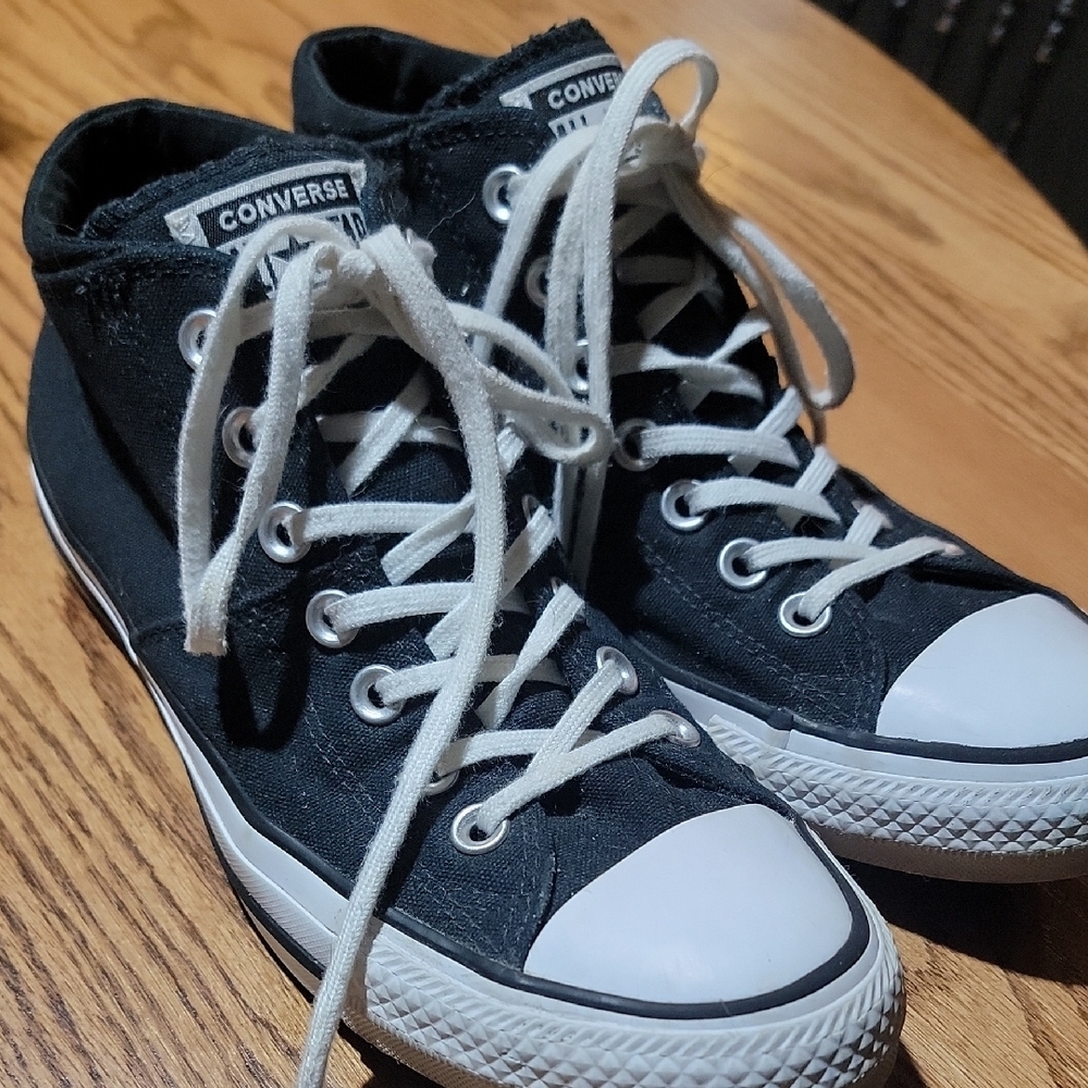 Converse Black Mid-Top Sneakers Size 9 Womens